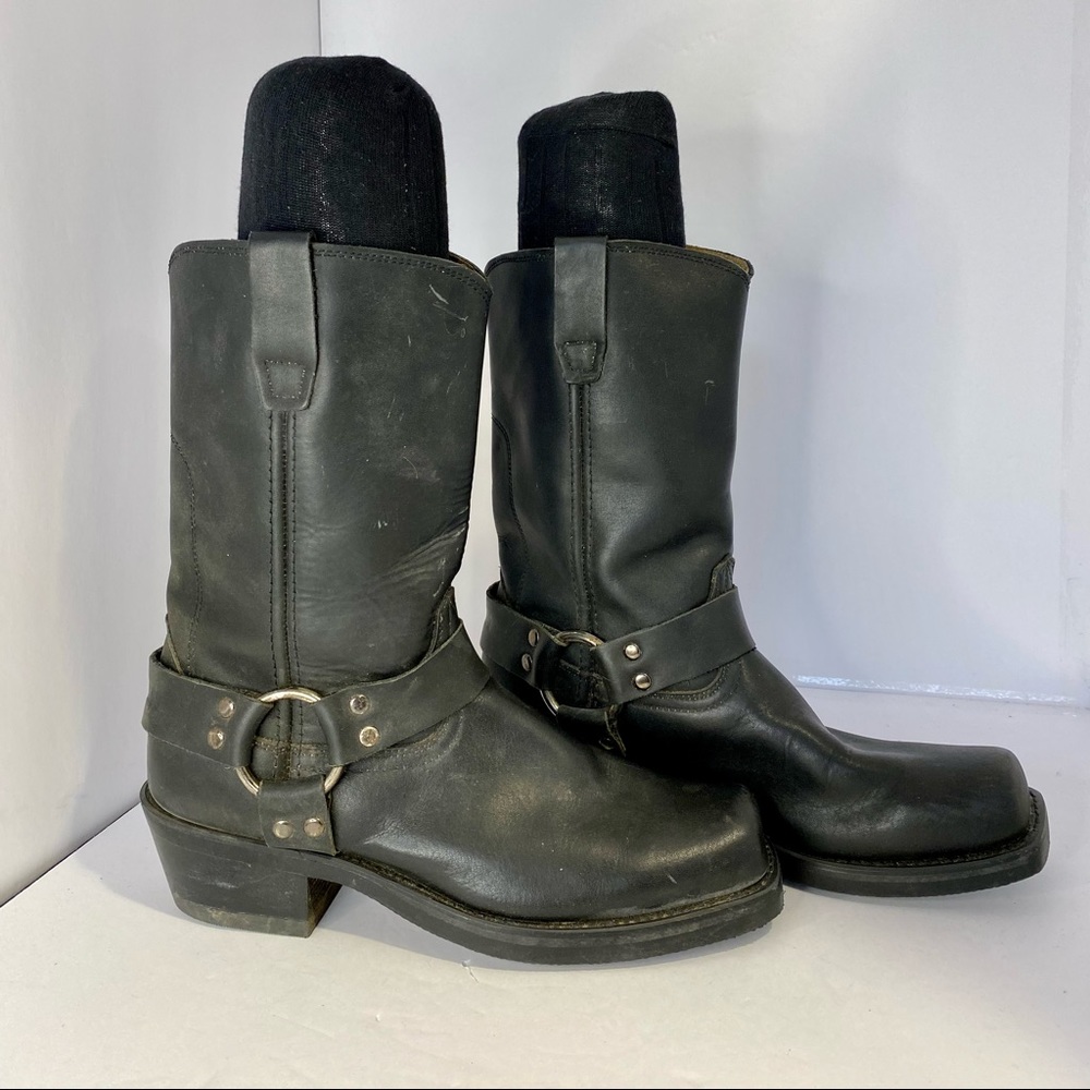 Women’s Durango black smooth leather harness boot size 8.5